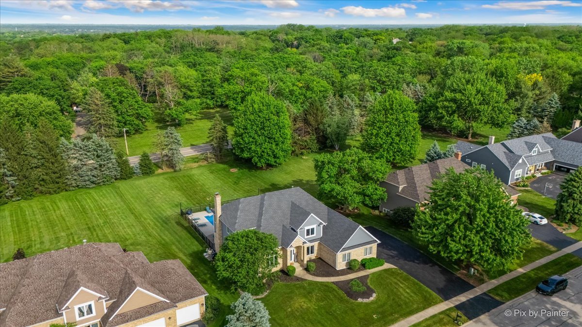 7104 Dove Way Cary, IL 60013 - Photo 78 of 82 an aerial view of a house with a yard