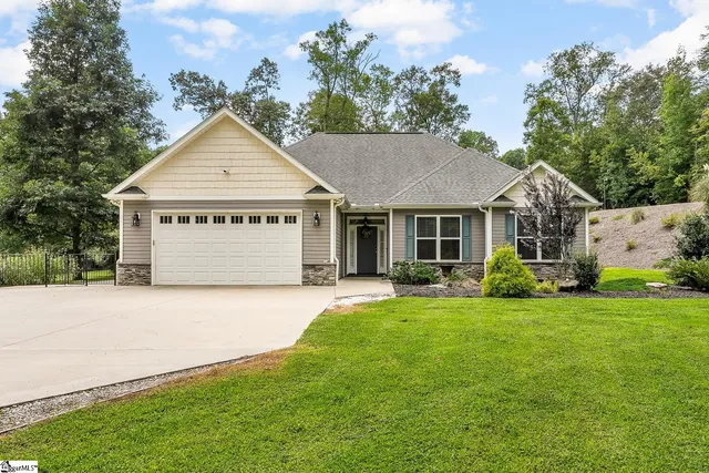 $649,000 | 6 Silverbush Lane, Marietta, SC 29661