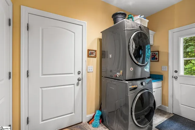 $649,000 | 6 Silverbush Lane, Marietta, SC 29661