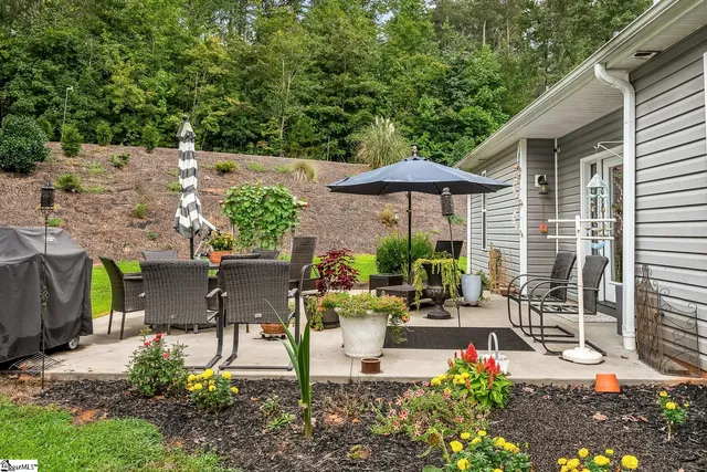 $649,000 | 6 Silverbush Lane, Marietta, SC 29661