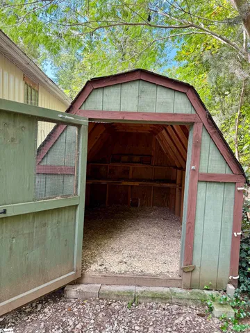 $649,000 | 6 Silverbush Lane, Marietta, SC 29661