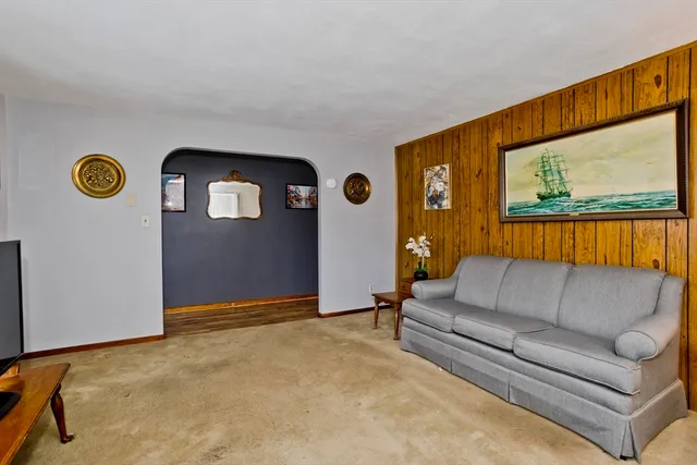 $299,999 | 147 Bowles Park, Springfield, MA 01104