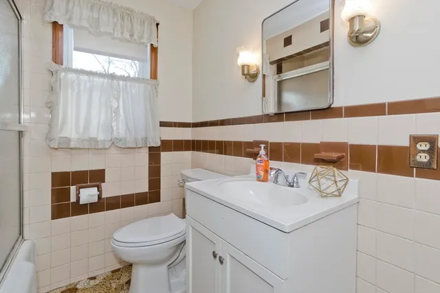 $299,999 | 147 Bowles Park, Springfield, MA 01104