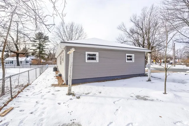 $299,999 | 147 Bowles Park, Springfield, MA 01104