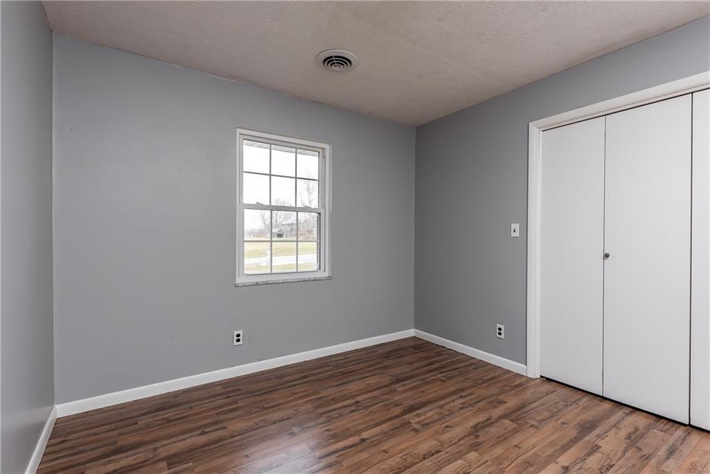 634 East Marshfield Road Scottsburg, IN 47170 - Photo 14 of 24 Gallery Image 14