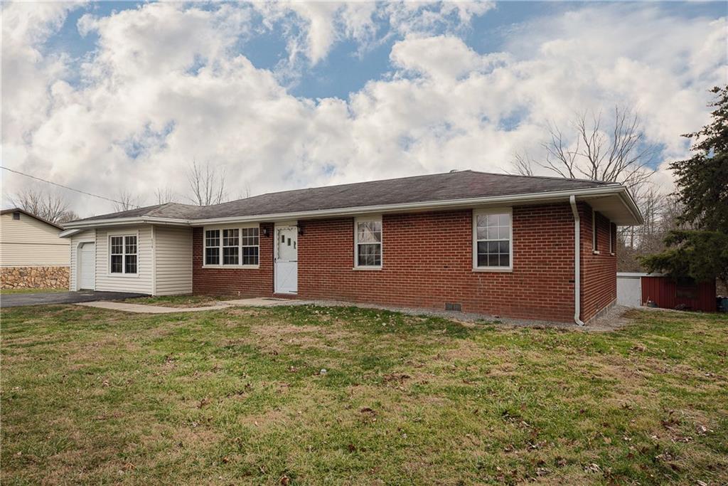 634 East Marshfield Road Scottsburg, IN 47170 - Photo 3 of 24 Gallery Image 3
