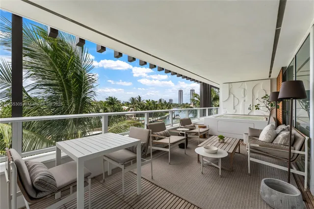 $5,750,000 | 4701 Meridian Avenue, Unit 421, Miami Beach, FL 33140