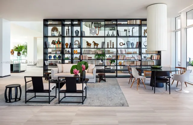 $5,750,000 | 4701 Meridian Avenue, Unit 421, Miami Beach, FL 33140
