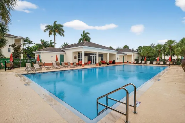 $529,000 | 27 Southwest 6th Court, Pompano Beach, FL 33060