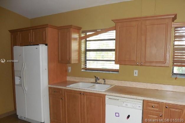 19241 Holiday Road Cutler Bay, FL 33157 - Photo 32 of 42