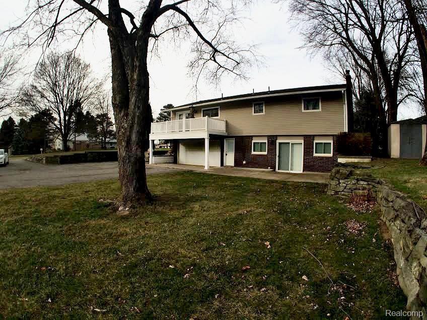 3709 Morgan Road Lake Orion, MI 48359 - Photo 25 of 34 Back 2.jpg