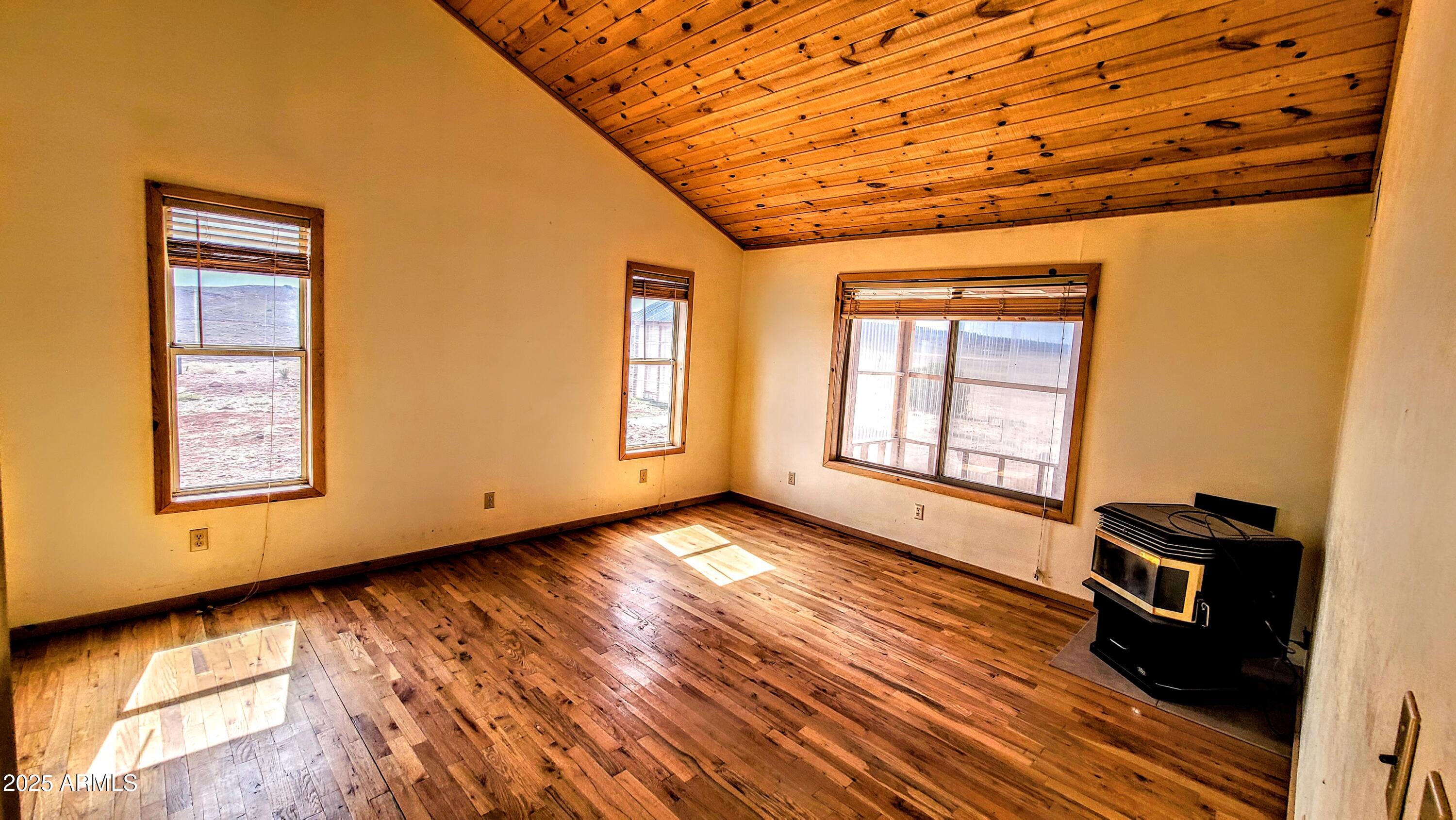 918 County Road, Unit N8446 Concho, AZ 85924 - Photo 14 of 26 20250505_093205-EDIT(1)