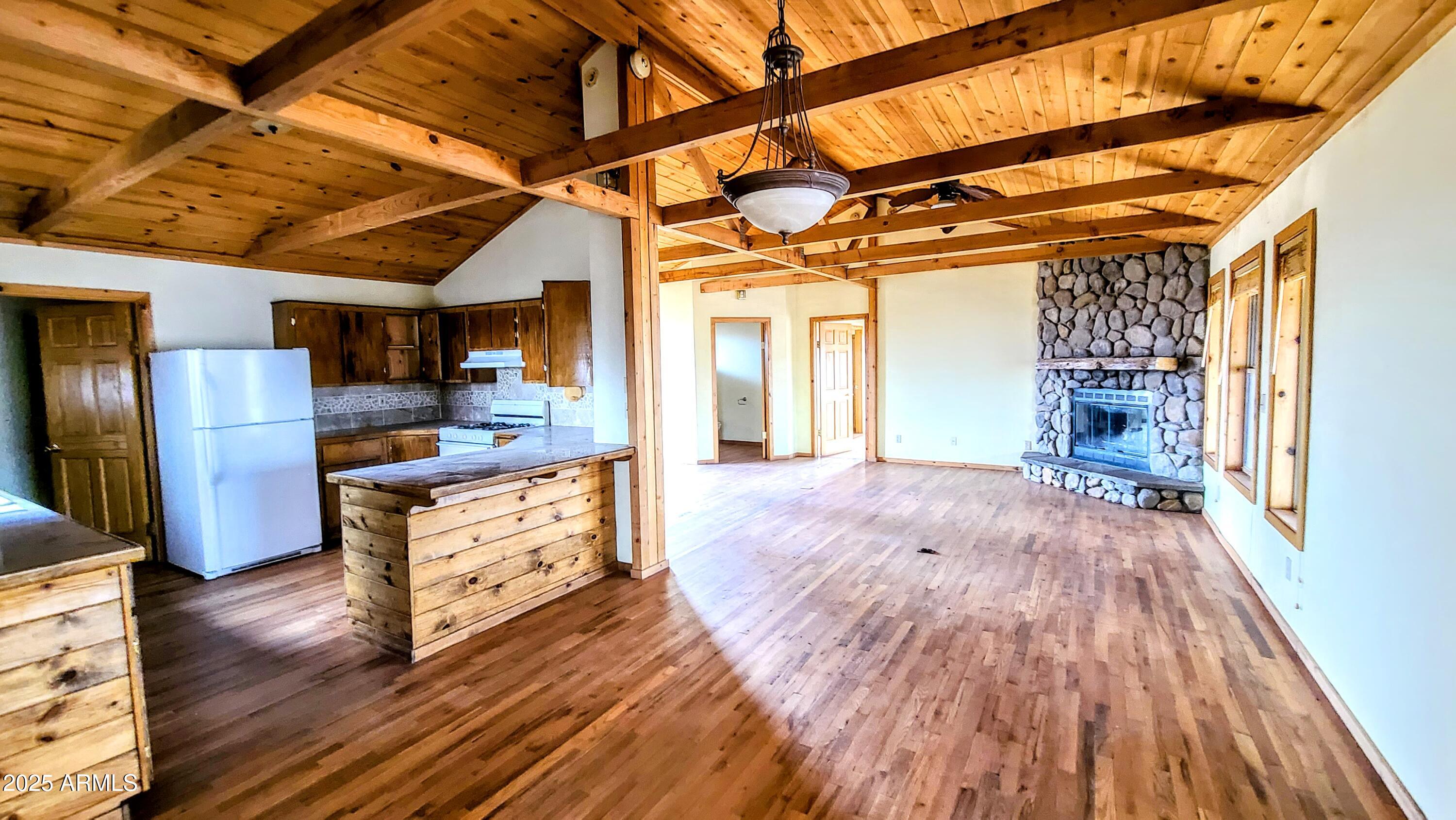918 County Road, Unit N8446 Concho, AZ 85924 - Photo 21 of 26 20250505_093732-EDIT