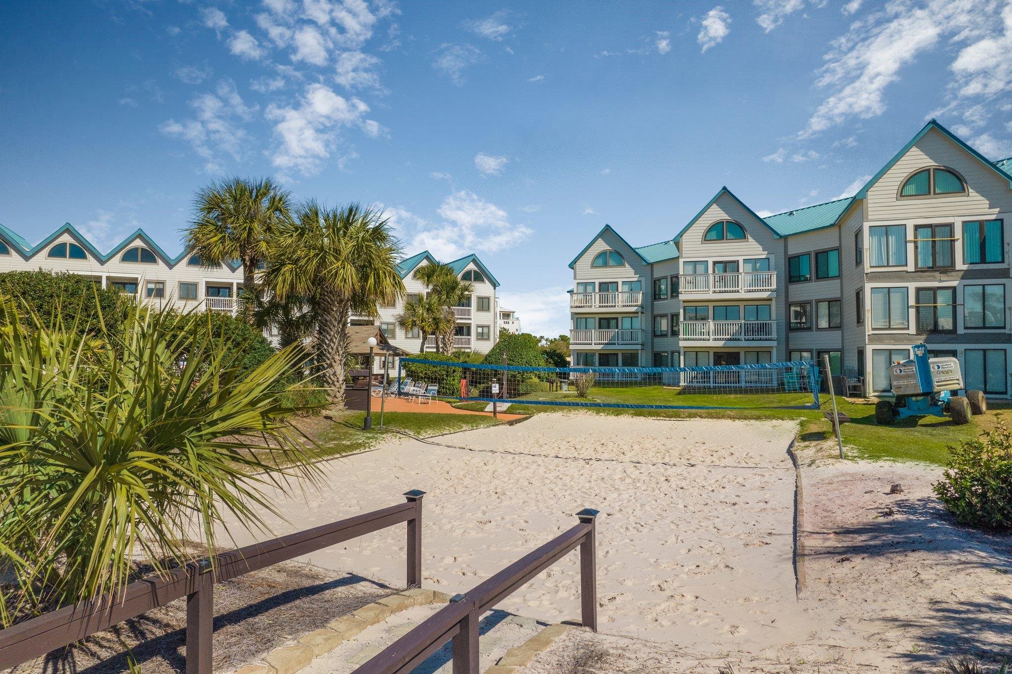 497 Plantation Road, Unit 1148 Gulf Shores, AL 36542 - Photo 31 of 33 Volleyball Court
