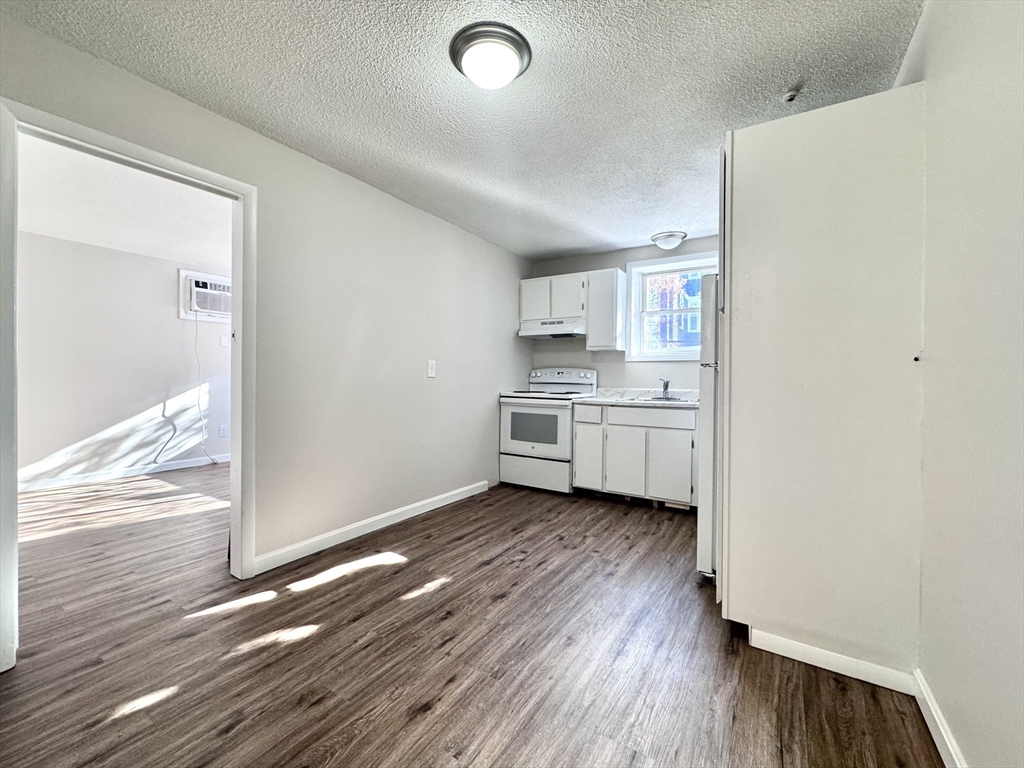 50-58 Walnut Street, Unit B2 Waltham, MA 02453 - Photo 3 of 15