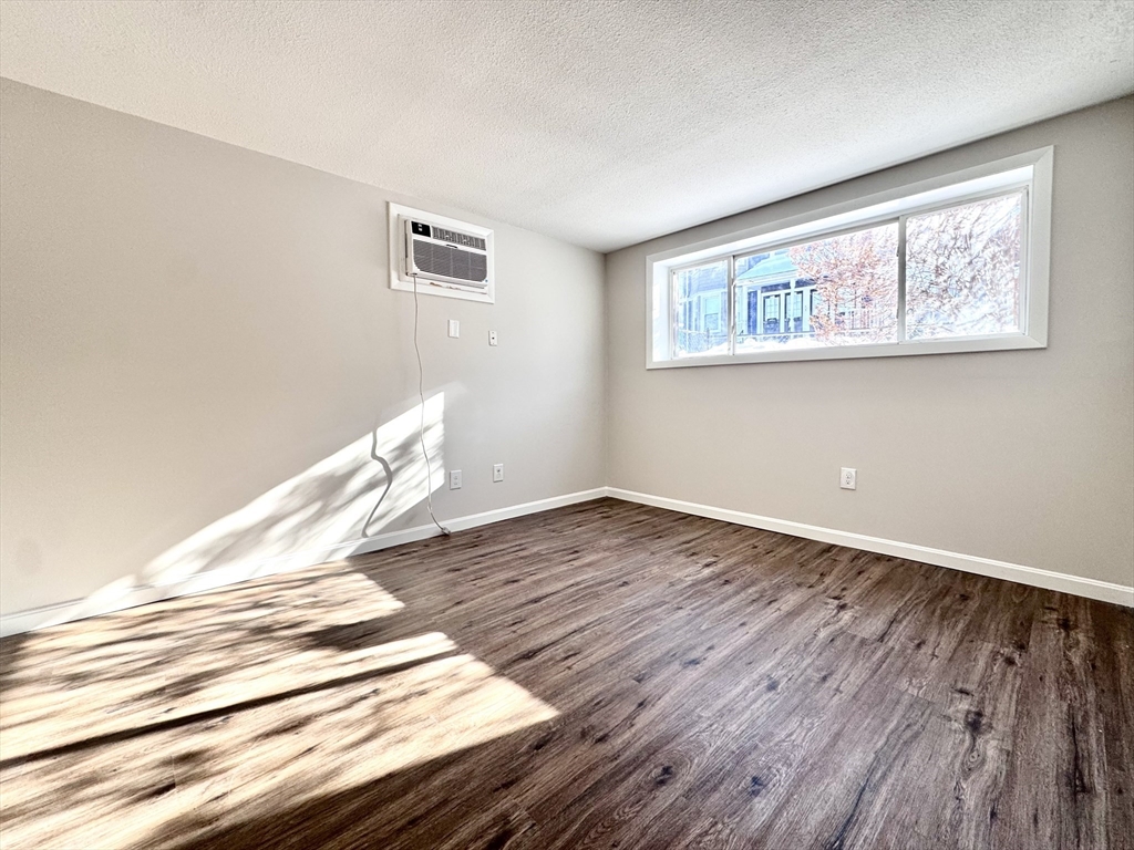 50-58 Walnut Street, Unit B2 Waltham, MA 02453 - Photo 5 of 15