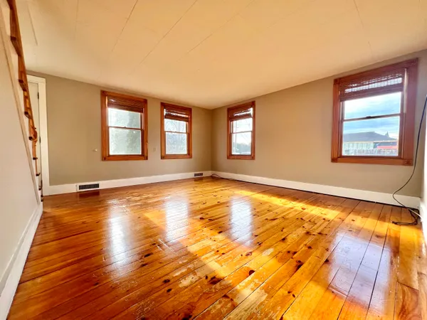 $330,000 | 242 Elm Street, Claremont, NH 03743