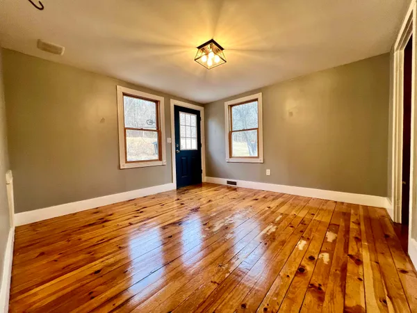 $330,000 | 242 Elm Street, Claremont, NH 03743