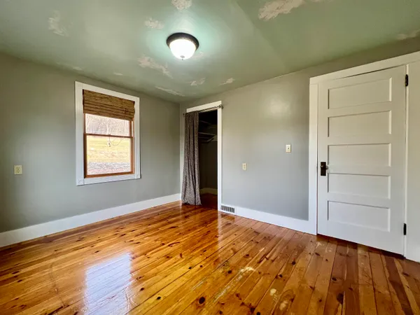 $330,000 | 242 Elm Street, Claremont, NH 03743