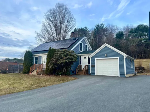 $330,000 | 242 Elm Street, Claremont, NH 03743