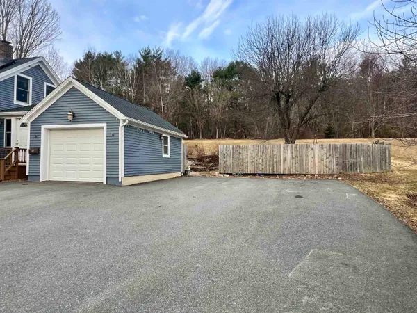 $330,000 | 242 Elm Street, Claremont, NH 03743