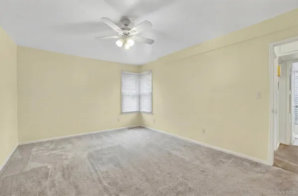 $189,999 | 2 Fisher Drive, Unit 318, Mount Vernon, NY 10552