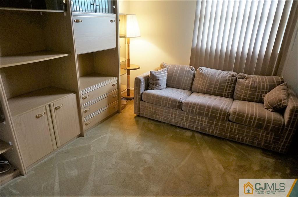 189 Winding Road Iselin, NJ 08830 - Photo 12 of 25 Gallery Image 12