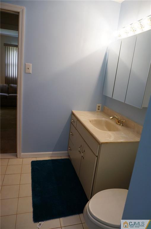189 Winding Road Iselin, NJ 08830 - Photo 16 of 25 Gallery Image 16