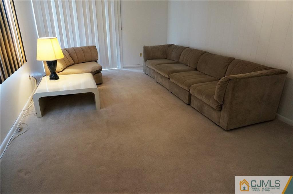 189 Winding Road Iselin, NJ 08830 - Photo 17 of 25 Gallery Image 17
