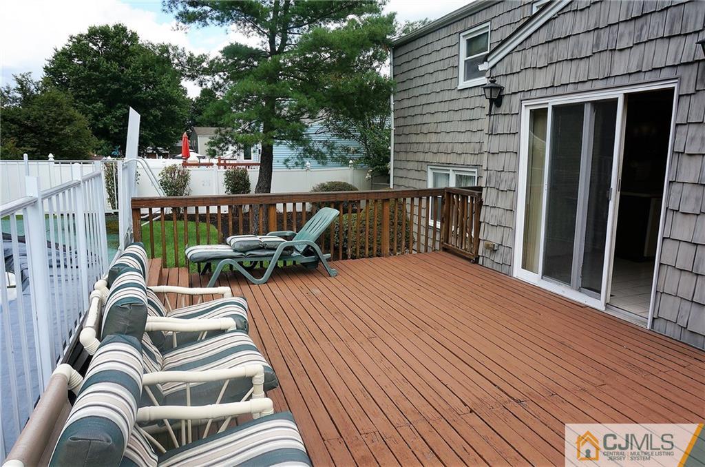 189 Winding Road Iselin, NJ 08830 - Photo 24 of 25 Gallery Image 24