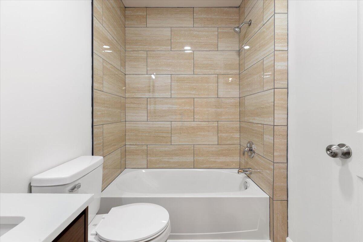 127 State Pulaski, VA 24301 - Photo 12 of 35 12-1000021404