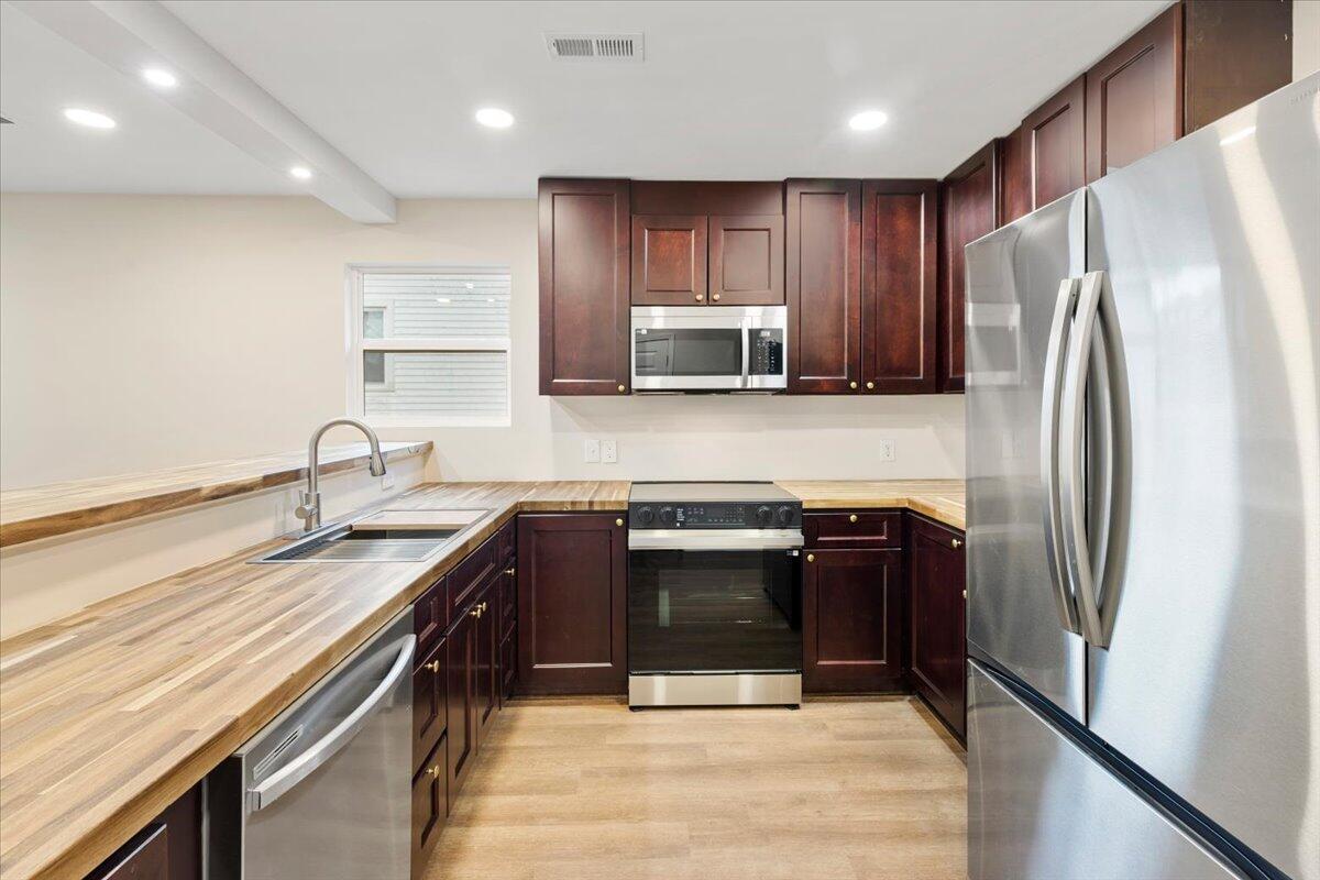 127 State Pulaski, VA 24301 - Photo 16 of 35 17-1000021409