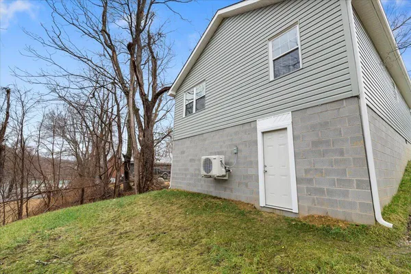 $199,000 | 127 State, Pulaski, VA 24301