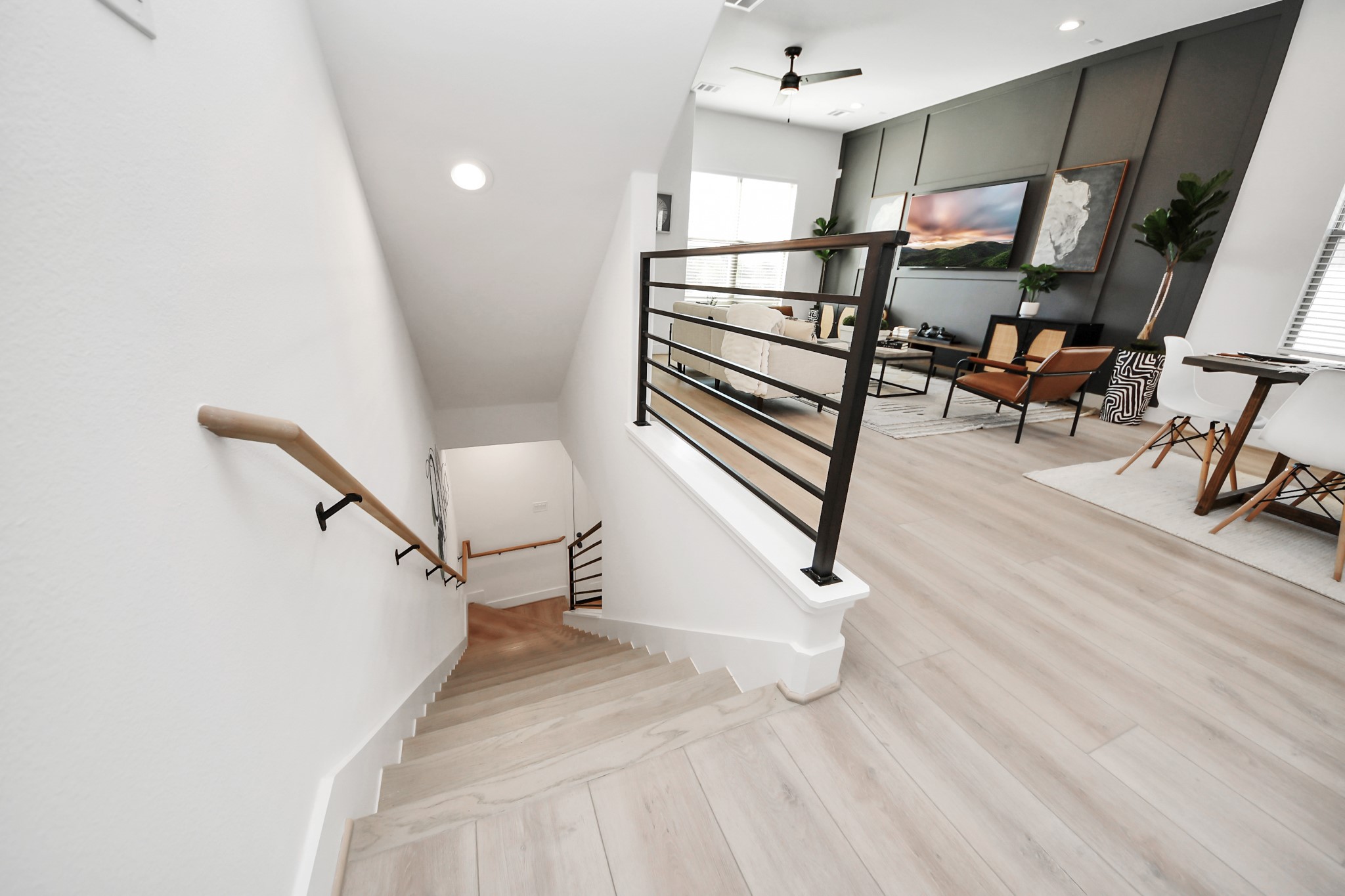 2524 Live Oak Street Houston, TX 77004 - Photo 15 of 50 a view of entryway and hall