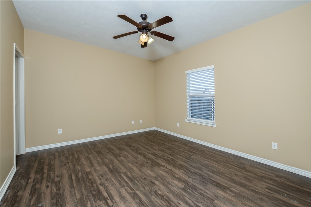 3361 Keefer Loop College Station, TX 77845 - Photo 10 of 31