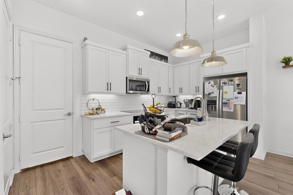 7546 Edgeware Road Dallas, TX 75228 - Photo 3 of 13