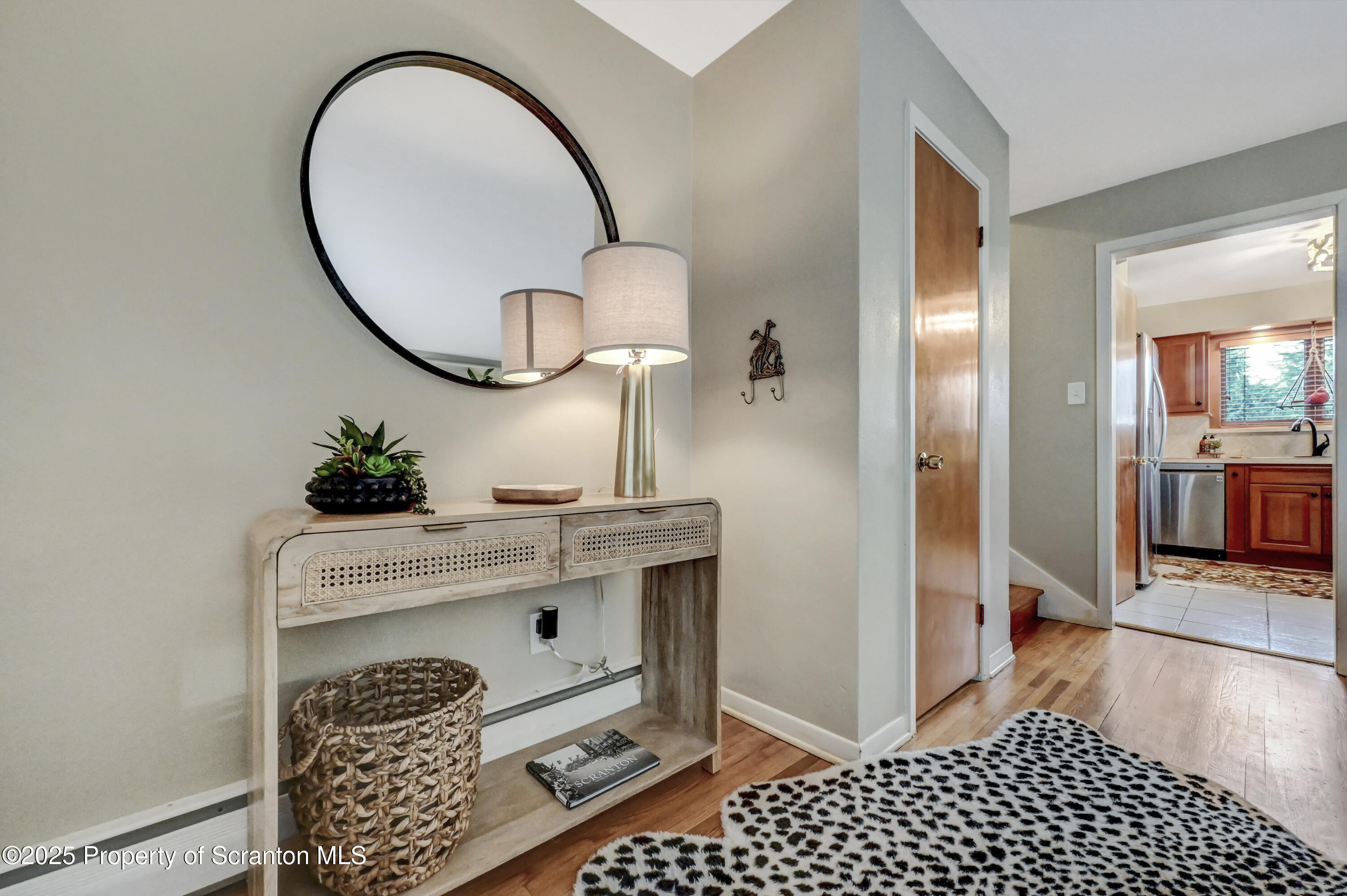 108 Pine Tree Road Clarks Summit, PA 18411 - Photo 4 of 50 Living Room