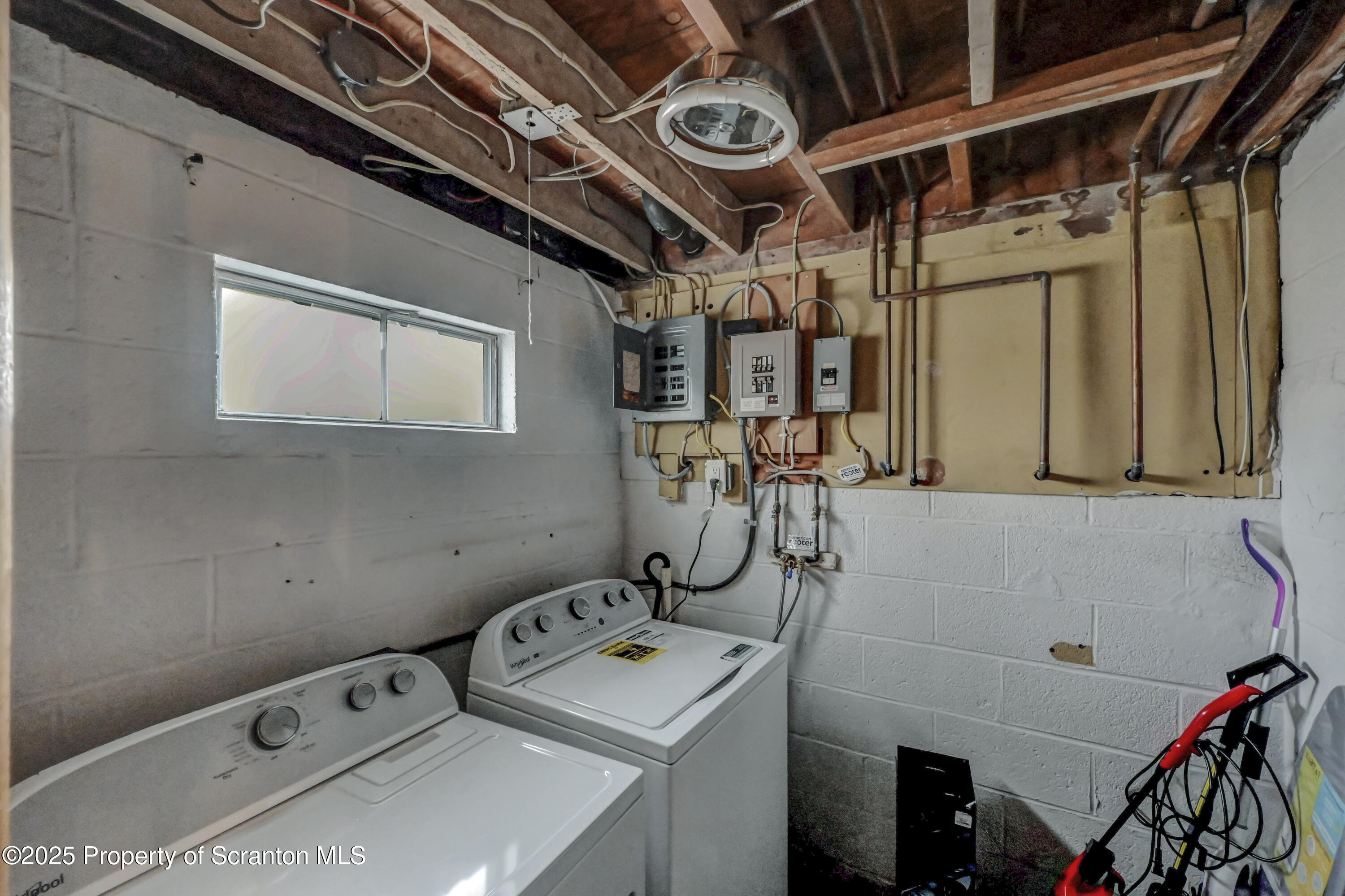 108 Pine Tree Road Clarks Summit, PA 18411 - Photo 41 of 50 Laundry