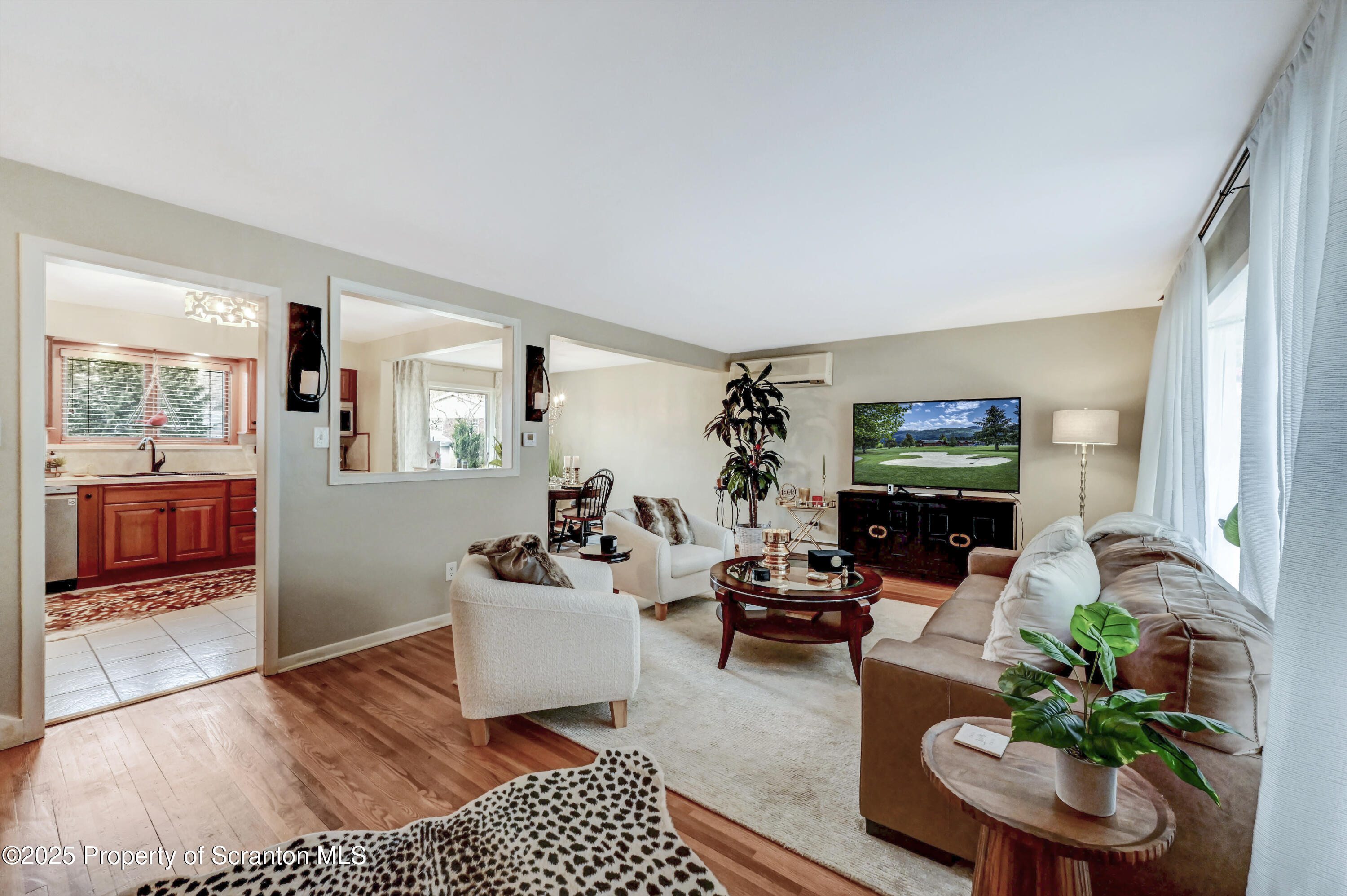 108 Pine Tree Road Clarks Summit, PA 18411 - Photo 7 of 50 Living Room