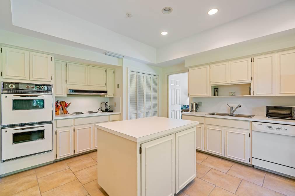 11737 Turtle Beach Road North Palm Beach, FL 33408 - Photo 11 of 19 11737 Turtle Beach Rd-07