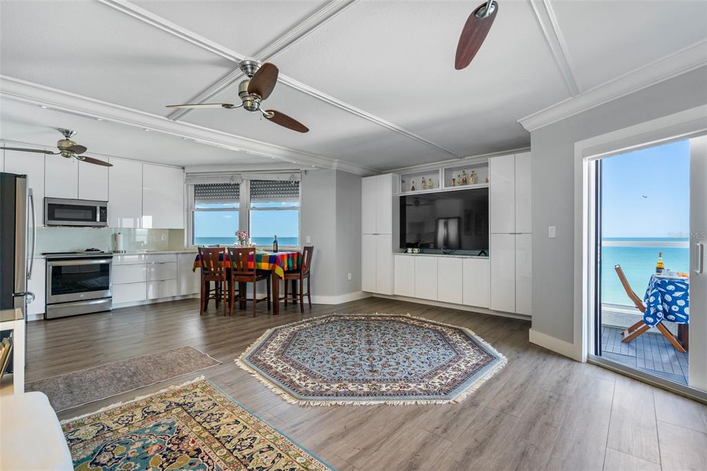 1050 Longboat Club Road, Unit 506 Longboat Key, FL 34228 - Photo 6 of 32