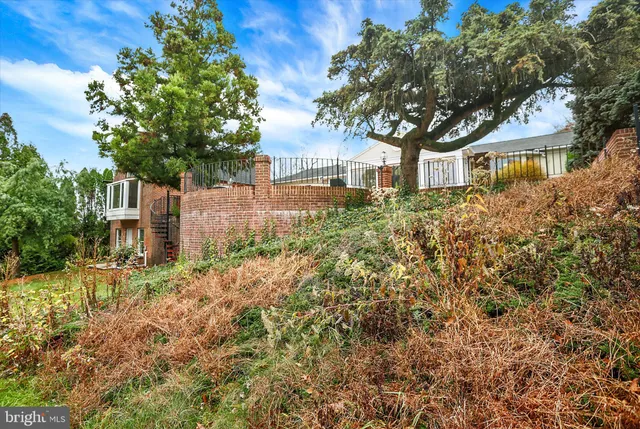 $644,900 | 2840 Sunset Drive, Camp Hill, PA 17011