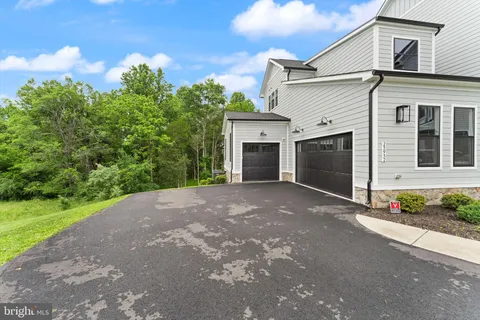 $1,749,828 | 23932 Nightsong Court, Aldie, VA 20105