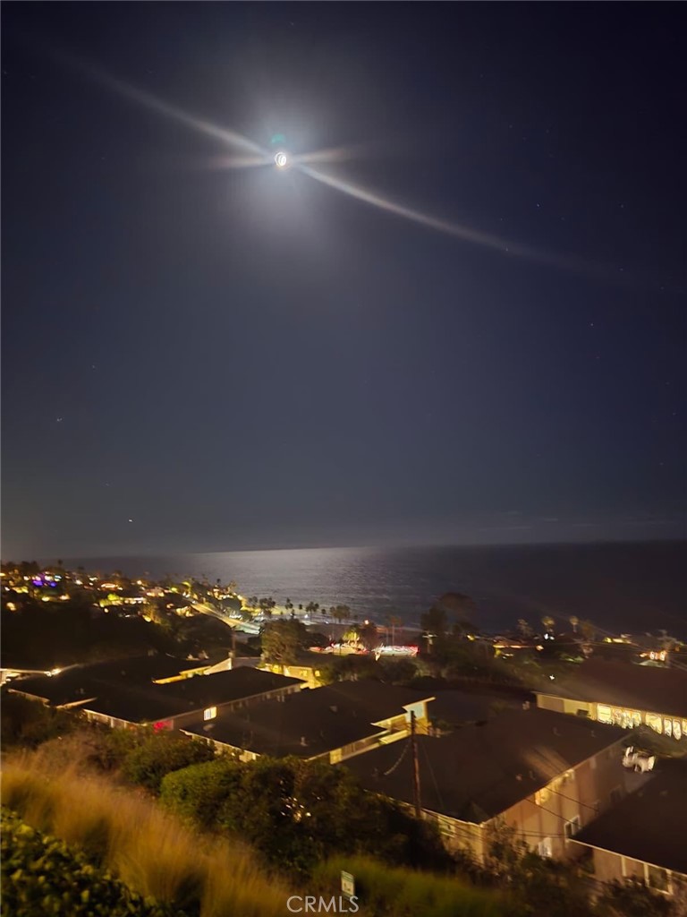 21702 Ocean Vista Drive, Unit B Laguna Beach, CA 92651 - Photo 15 of 47 Moonlight at Ocean Vista