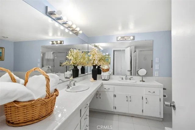 $1,315,000 | 21702 Ocean Vista Drive, Unit B, Laguna Beach, CA 92651