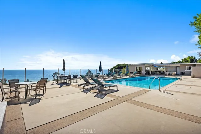 $1,315,000 | 21702 Ocean Vista Drive, Unit B, Laguna Beach, CA 92651