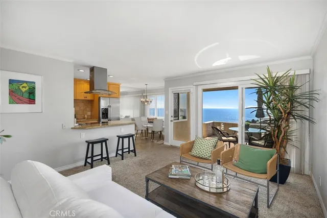 $1,315,000 | 21702 Ocean Vista Drive, Unit B, Laguna Beach, CA 92651