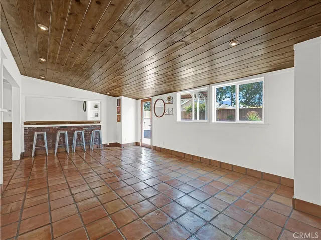 $899,000 | 19426 Blythe Street, Reseda, CA 91335