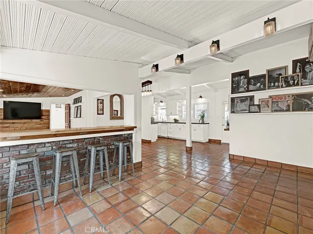 $899,000 | 19426 Blythe Street, Reseda, CA 91335