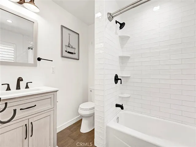 $899,000 | 19426 Blythe Street, Reseda, CA 91335